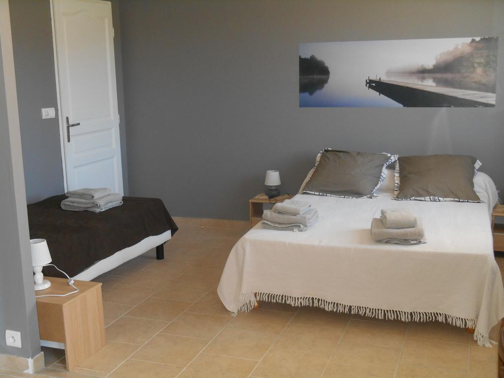 Chambres d'Hôtes Les Maïsses Mison Quarto foto